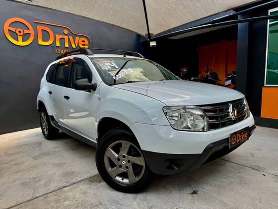 RENAULT DUSTER 1.6 EXPRESSION 4X2 16V FLEX 4P MANUAL RENAULT DUSTER 1.6 EXPRESSION 4X2 16V FLEX 4P MANUAL